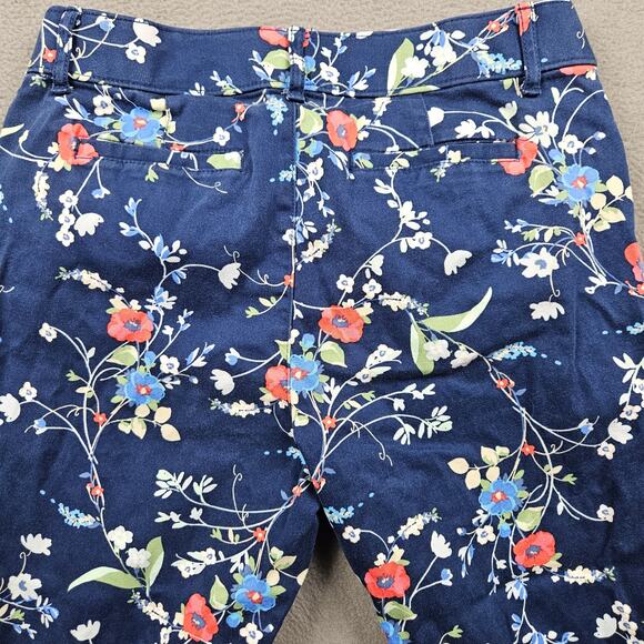 Floral Capri Pants St Johns Bay Size 8 Blue Red Garden Cottage Spring - Picture 6 of 8